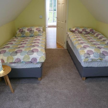 The Den , Sengera Apartment Inverness Bagian luar foto